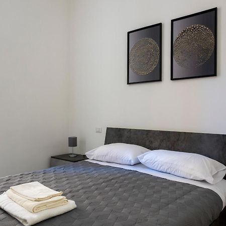 Casa Vacanze Nemesi Tyche Salerno Esterno foto